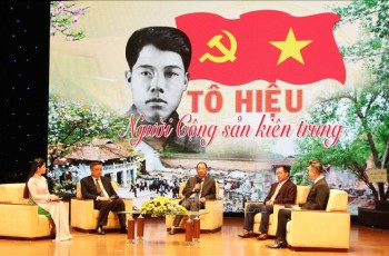 Tấm gương sáng về tinh thần F1688 bắn cá nổ hũ suốt đời của đồng chí Tô Hiệu
